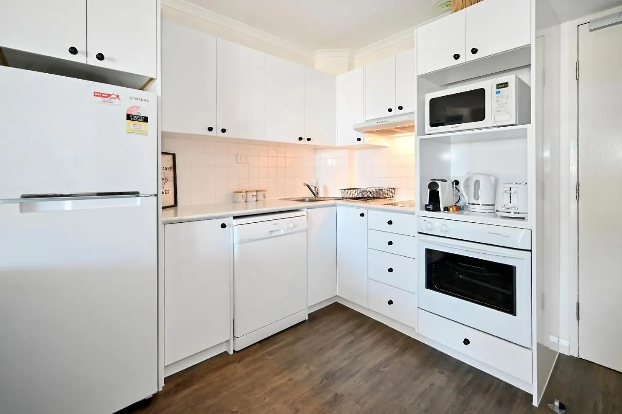 Apartment Beachfront Choices - Beach, Lagoon, Spa Ze1 Alexandra Headland Australien